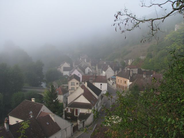 Morning mist at Mailly-le-Château