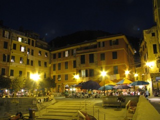 Vernazza main square