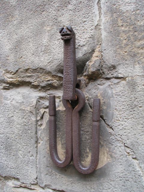 A llama-shaped shutter hook?