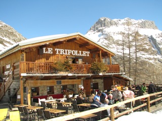 Le Trifollet, restaurant dans un bel emplacement