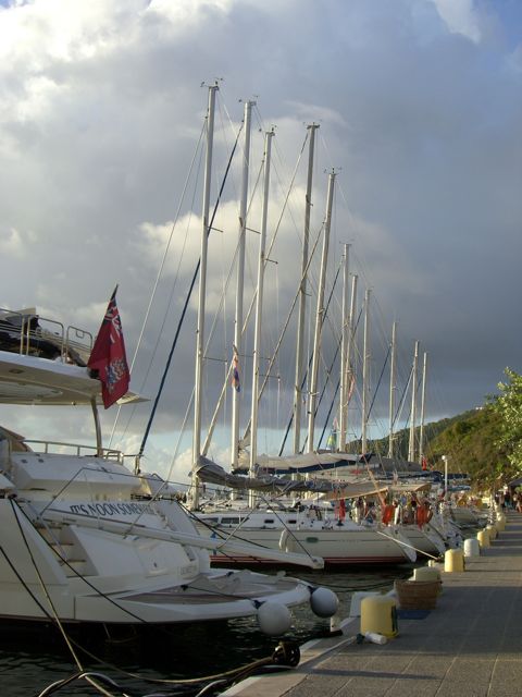 Lots of fiberglass on the quay in Gustavia (LM)