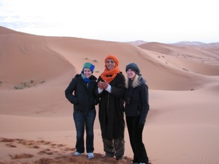 Melanie, Kaija and a Berber local